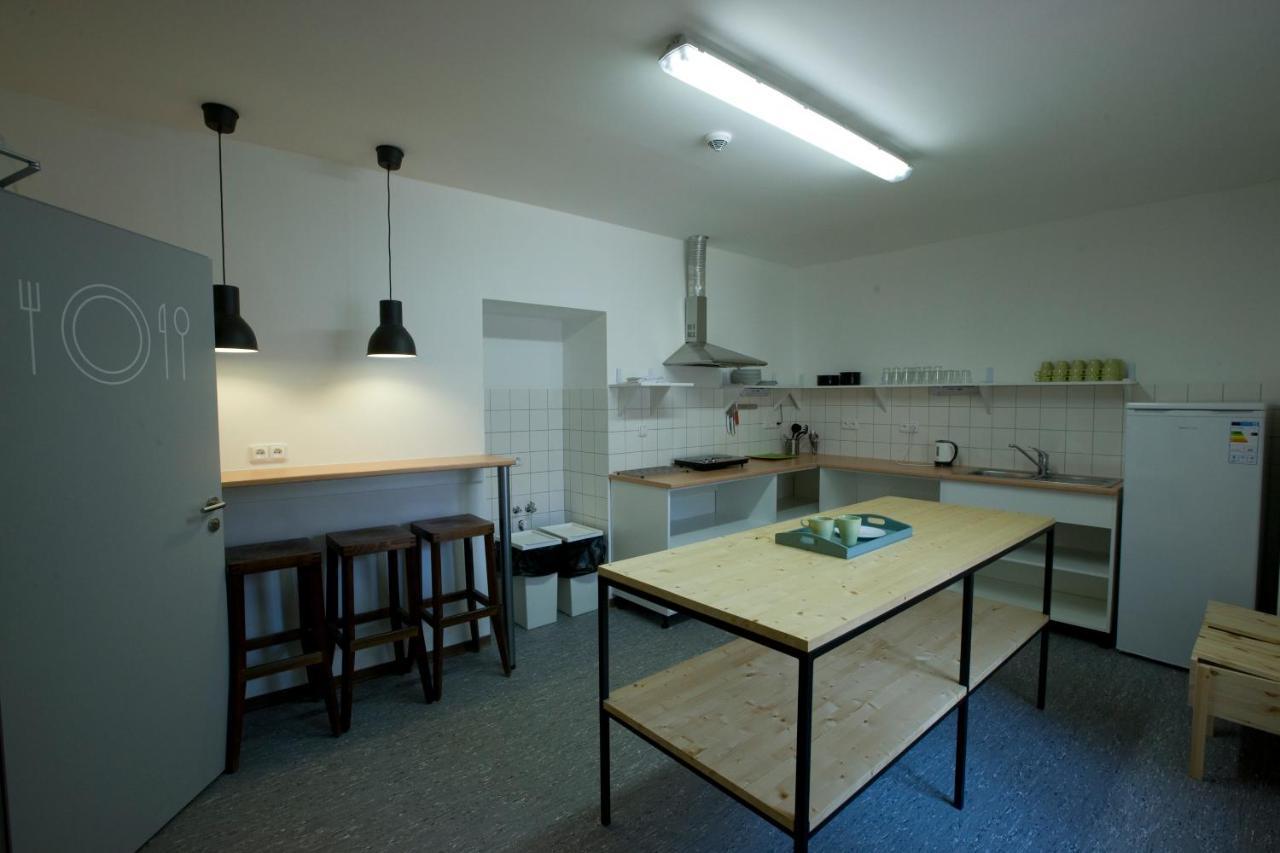 Hostel U Zlateho Kohouta Kroměříž Екстериор снимка